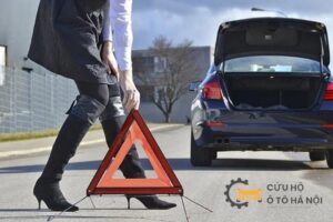 Gặp sự cố trên cao tốc – cứu hộ cao tốc có bảo hiểm không