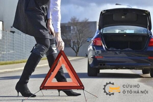 Gặp sự cố trên cao tốc – cứu hộ cao tốc có bảo hiểm không