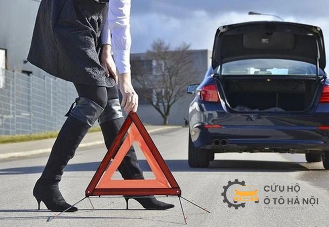 Gặp sự cố trên cao tốc – cứu hộ cao tốc có bảo hiểm không