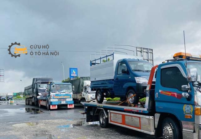 Dịch vụ tiếp xăng cho ô tô xe máy hỗ trợ xe con và SUV mọi lúc mọi nơi